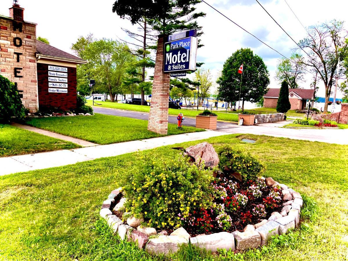 Park Place Motel & Suites Tweed Eksteriør billede